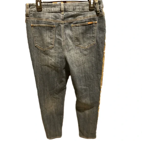 150. WOMENS CHICO’S 1.5/M DETAIL DENIM JEANS - Picture 6 of 6